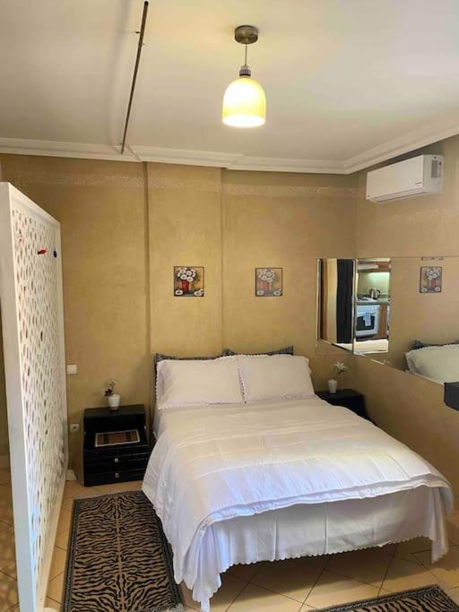 Superbe Appartement A Gueliz マラケシュ エクステリア 写真